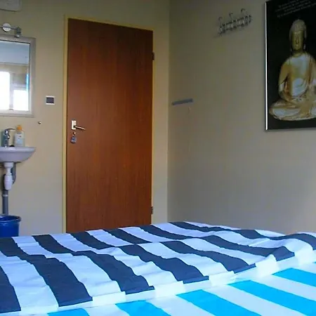 B&b-edam Edam