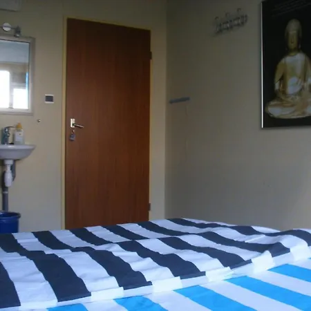 B&b-edam