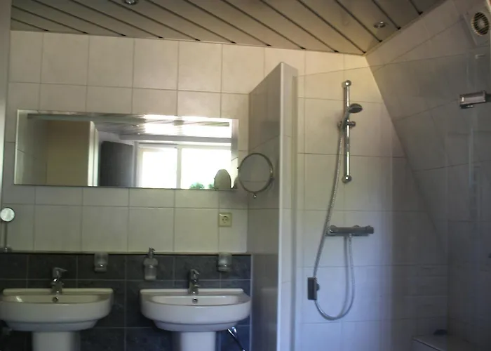 לינה וארוחת בוקר B&b-edam