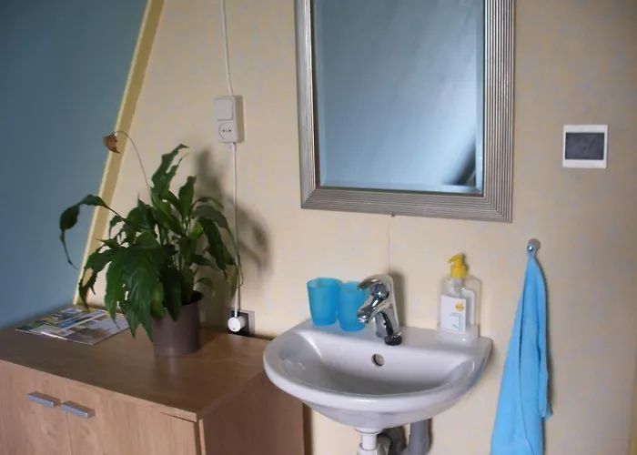 B&b-edam לינה וארוחת בוקר אדם